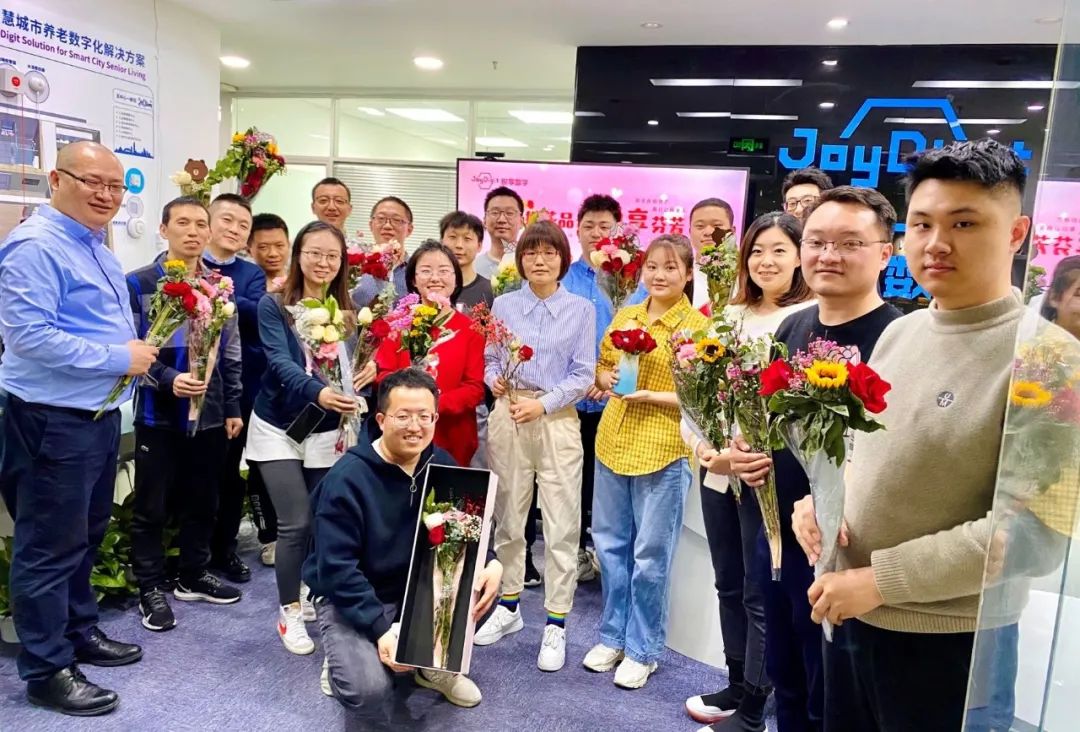 女神節快樂 | 插花品香,悅享芬芳(圖3) 微信圖片_20220309103118.jpg